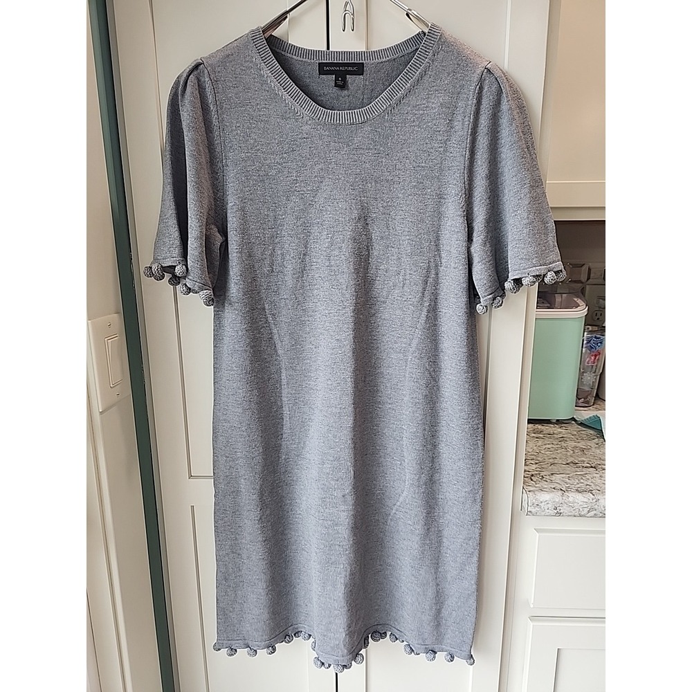 Banana Republic Women's Gray‎ Knit Sweater Dress Pom Pom Trim Sz S